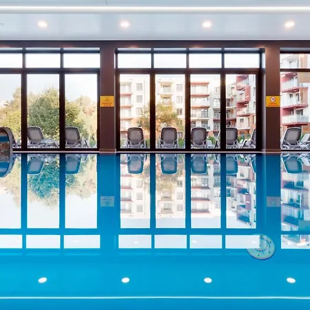 Hello Polanki Aqua Park Premium *